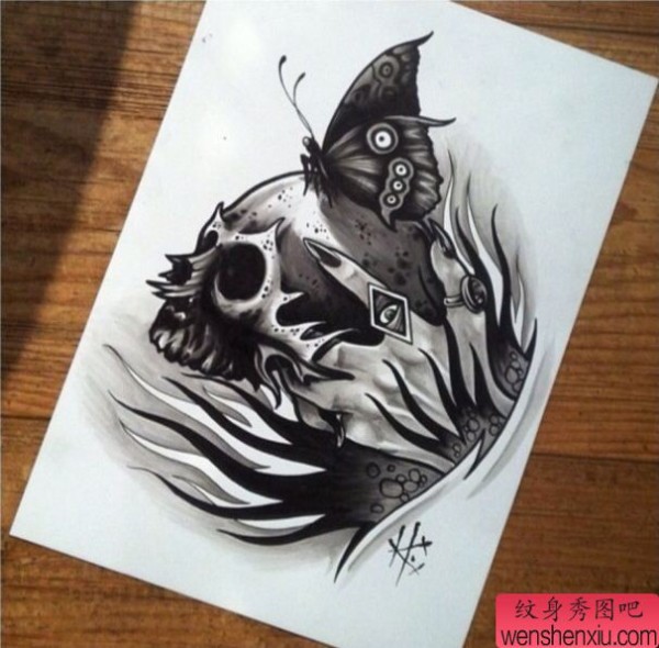 一张骷髅手稿纹身图案