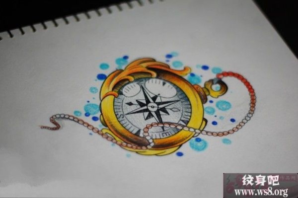 彩色黄金罗盘刺青手稿图案