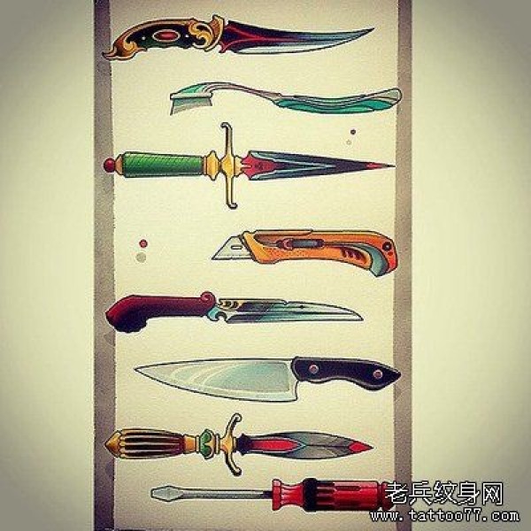 一款刀纹身手稿图案
