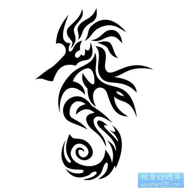 一幅图腾龙纹身图案