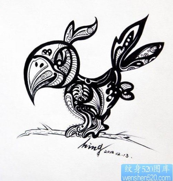 一幅经典帅气的图腾乌鸦纹身图片