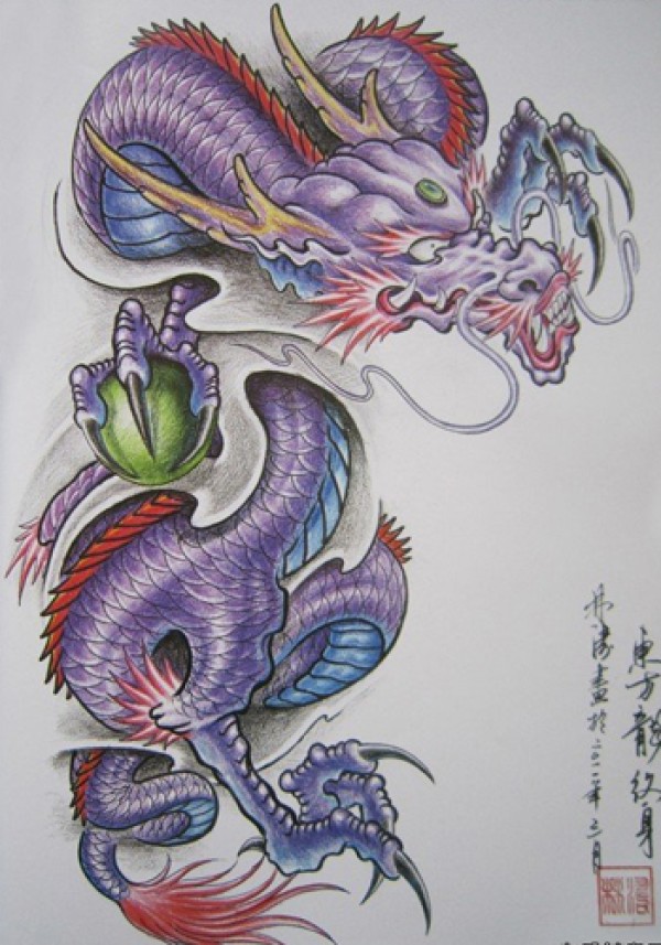 彩色披肩龙纹身手稿