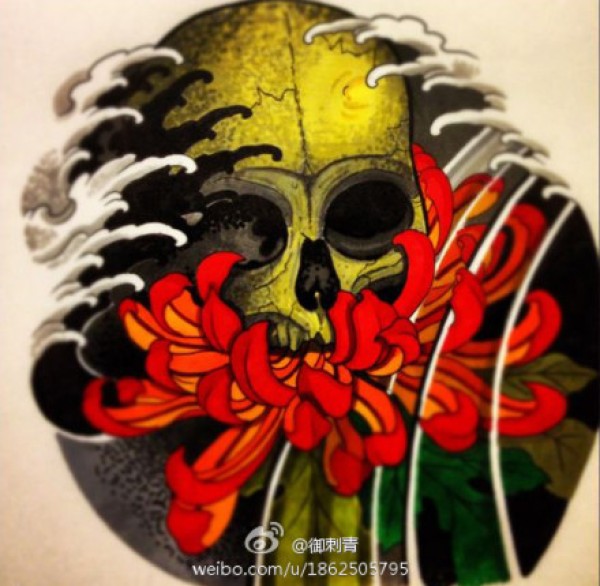 潮流时尚的一款骷髅与菊花纹身手稿