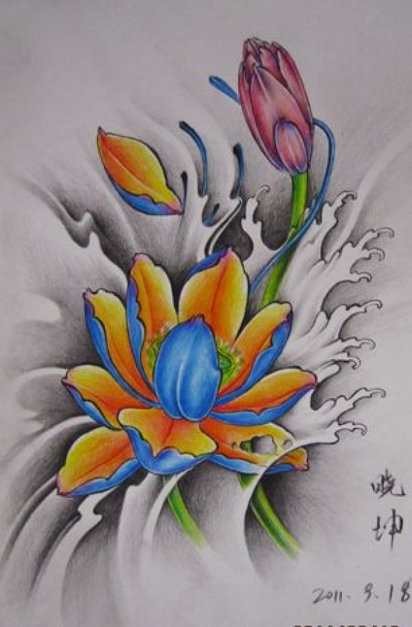 一款漂亮的彩色莲花纹身手稿