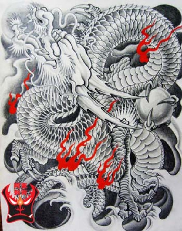 仙桃满背龙纹身手稿手稿图案图片（tattoo)