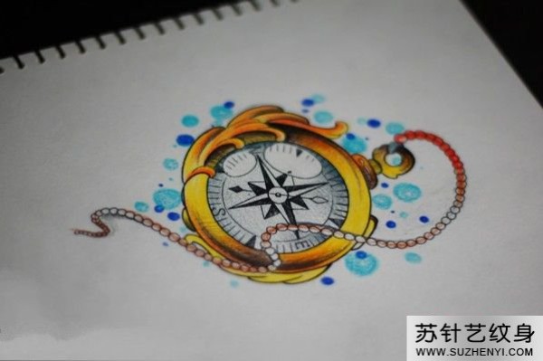 彩色黄金指南针纹身手稿