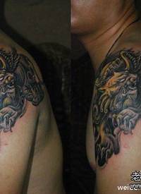 肩部神兽貔貅纹身图案纹身图片