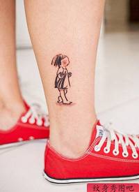 纹身图吧分享一张脚踝小女孩文身作品