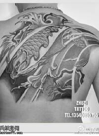 背部荷花鲤鱼中国传统纹身图案