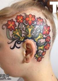 清新漂亮的小花朵纹身图案