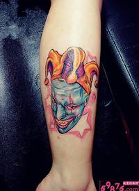 彩色个性小丑头像纹身图片