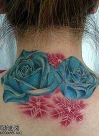 蓝玫瑰花纹身图案
