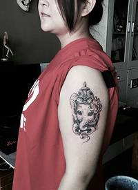 有趣好看的手臂小象神纹身刺青