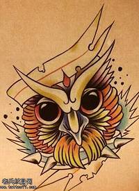 手稿猫头鹰纹身图案