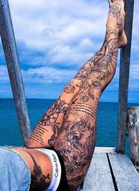 15款漂亮的花腿纹身图案