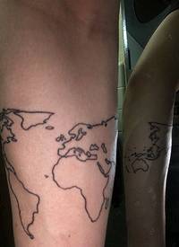 手前臂上的简单的线条世界地图纹身图片
