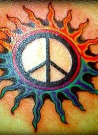彩色太阳和平标志纹身图案