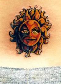 彩色人性化的太阳纹身图片