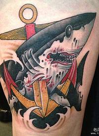 大腿鲨鱼船锚欧美纹身图案
