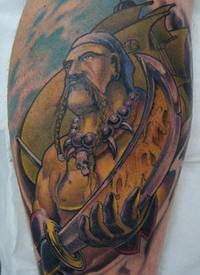 腿部彩色维京海盗船战士纹身图案