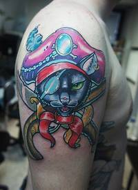 大臂有趣的彩色卡通海盗猫纹身图案