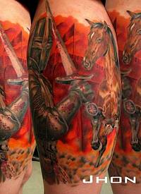 肩部彩色中世纪骑士与马纹身图案