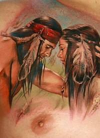胸部写实风格浪漫的印度夫妇肖像纹身图案