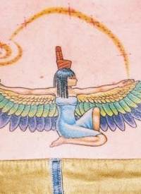带翅膀的埃及女神纹身图案