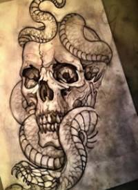 school骷髅蛇纹身图案