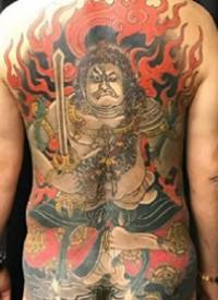 6张传统风格的大满背纹身图片欣赏