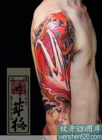男士手臂彩色锦鲤纹身图案_鲤鱼纹身图案大全_纹身图吧