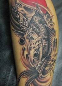 超酷的满背鲤鱼牡丹纹身图片_鲤鱼纹身图案大全_纹身图吧