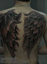 美女腰部精美的天使与恶魔翅膀纹身图案_天使纹身图案大全_纹身图吧