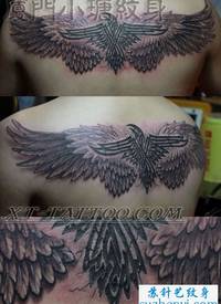 背部皇冠与翅膀纹身_翅膀纹身图案大全_纹身图吧